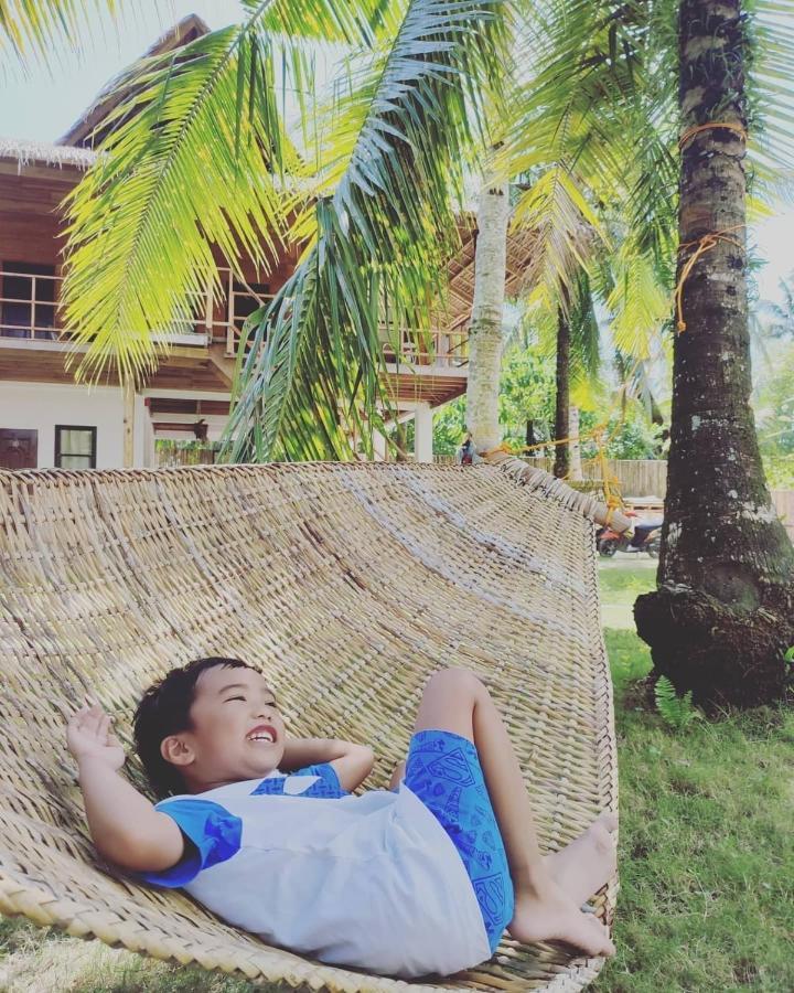 Siargao Sunflower Suites General Luna  Luaran gambar